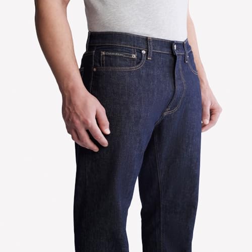 Calvin Klein Men's Straight Fit Jeans