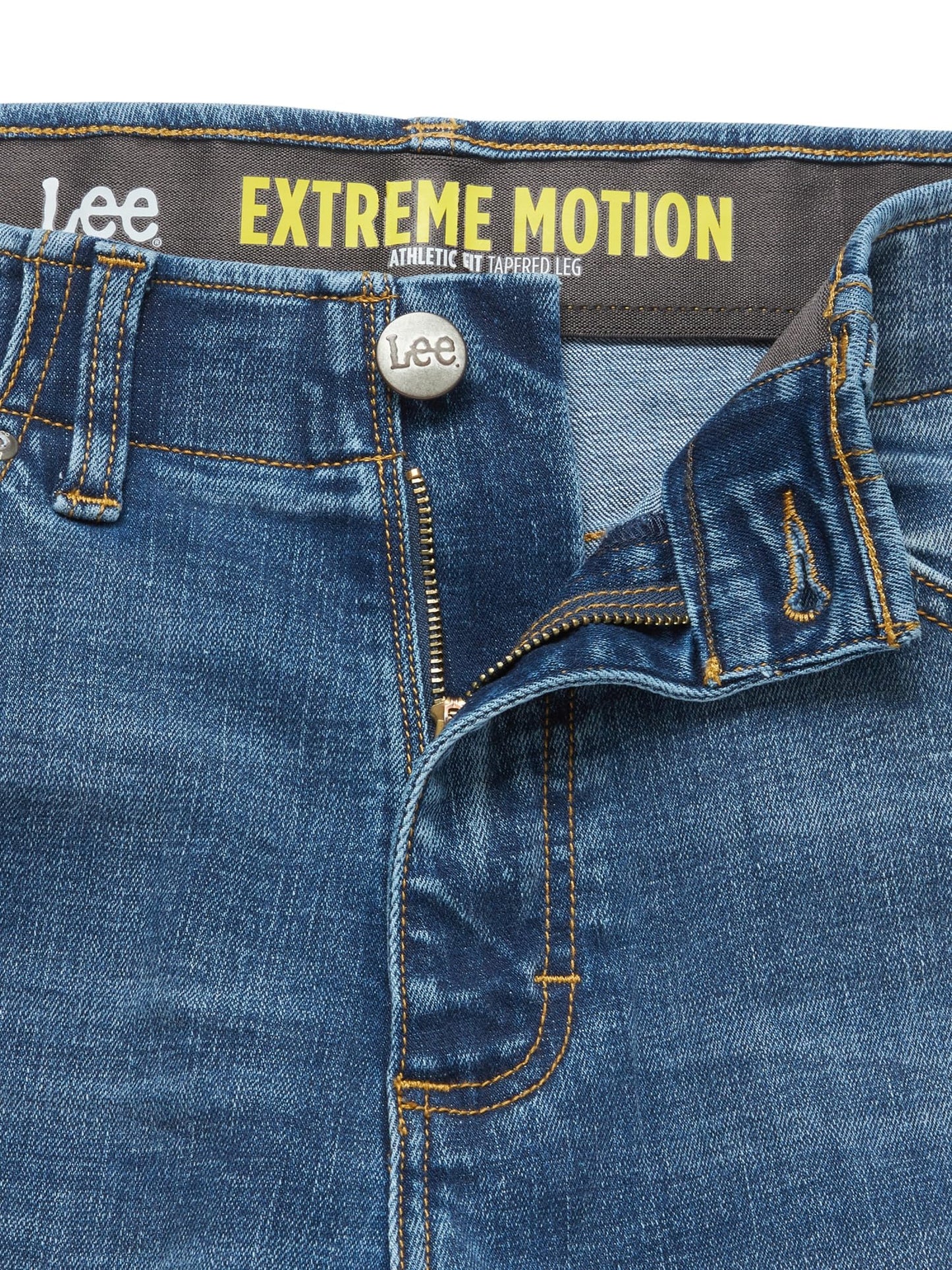 Lee Men's Extreme Motion Athletic Taper Jean